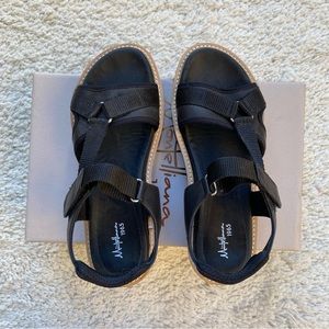 Montelliana 1965 Sandals